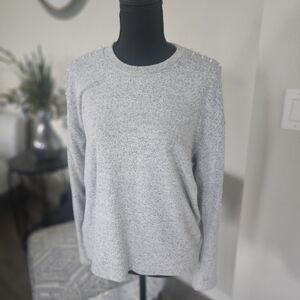 New!! 😍 H&M Pearl Embellished Sweater